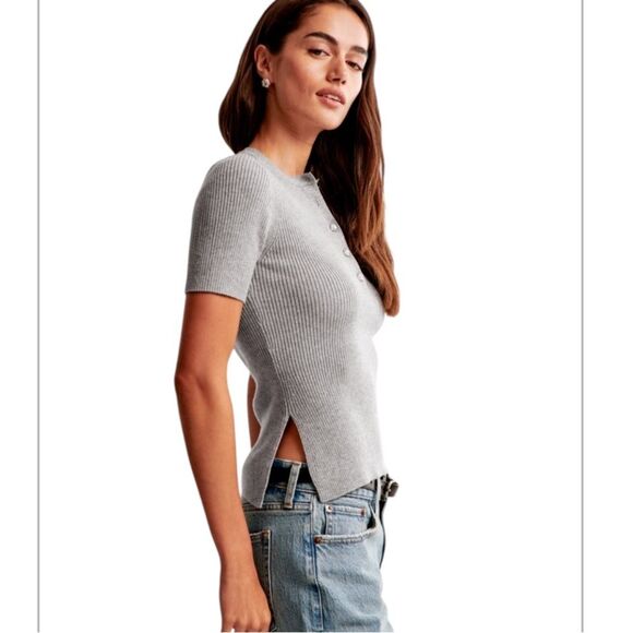 ABERCROMBIE AND FITCH Slim Henley Sweater‎ Tee, Size SMALL - Picture 4 of 16